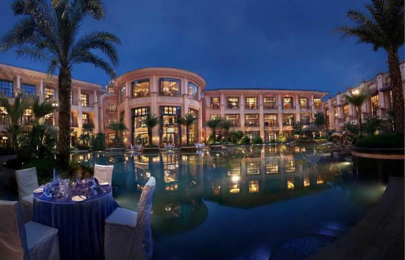 Howard Johnson Agile Plaza Ченду Екстер'єр фото